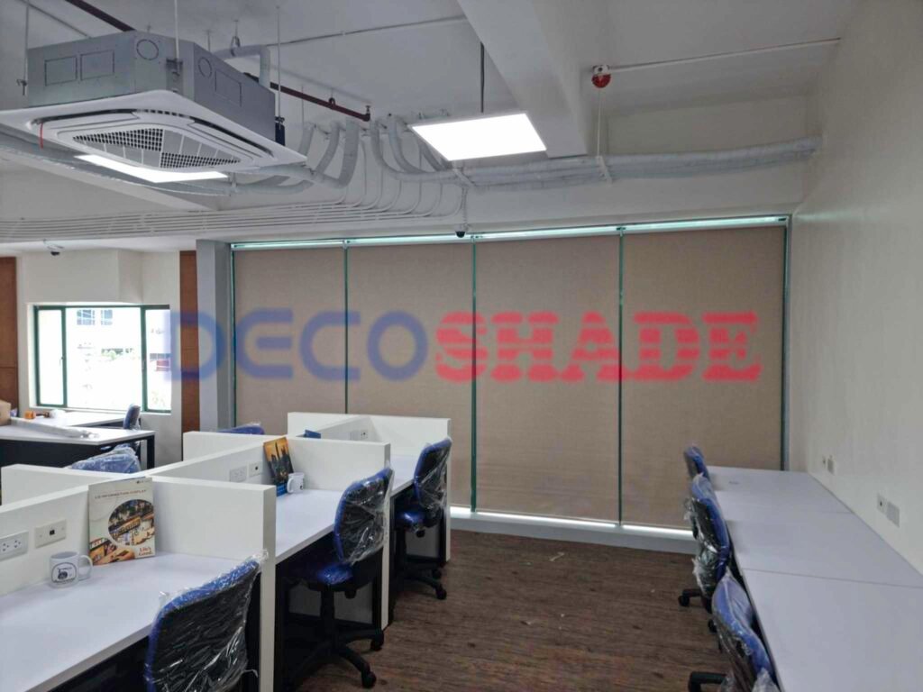 window-blinds-roll-screen-blackout-06202025-09